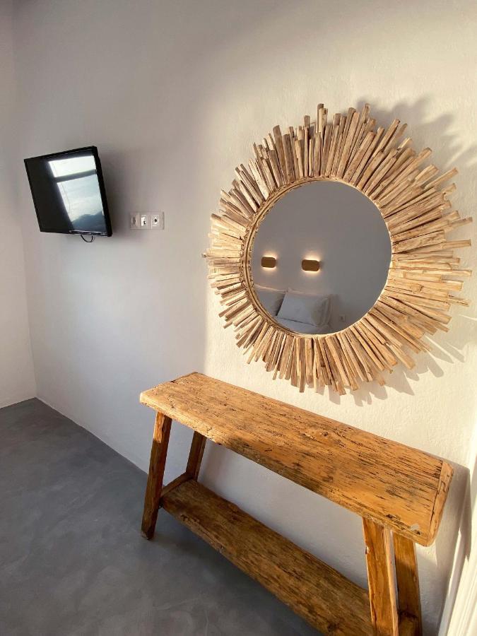 Lyra Seafront Apartment , Paroikia Town Center Buitenkant foto